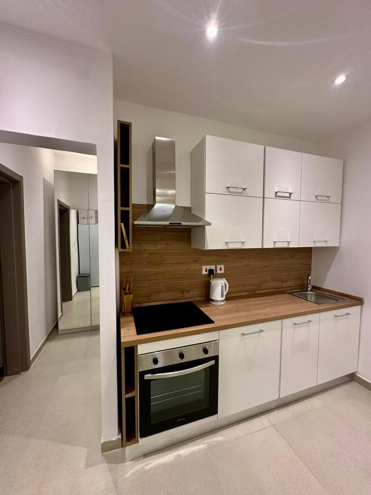 Acacia Avenue Apartments Is-Swieqi Kültér fotó